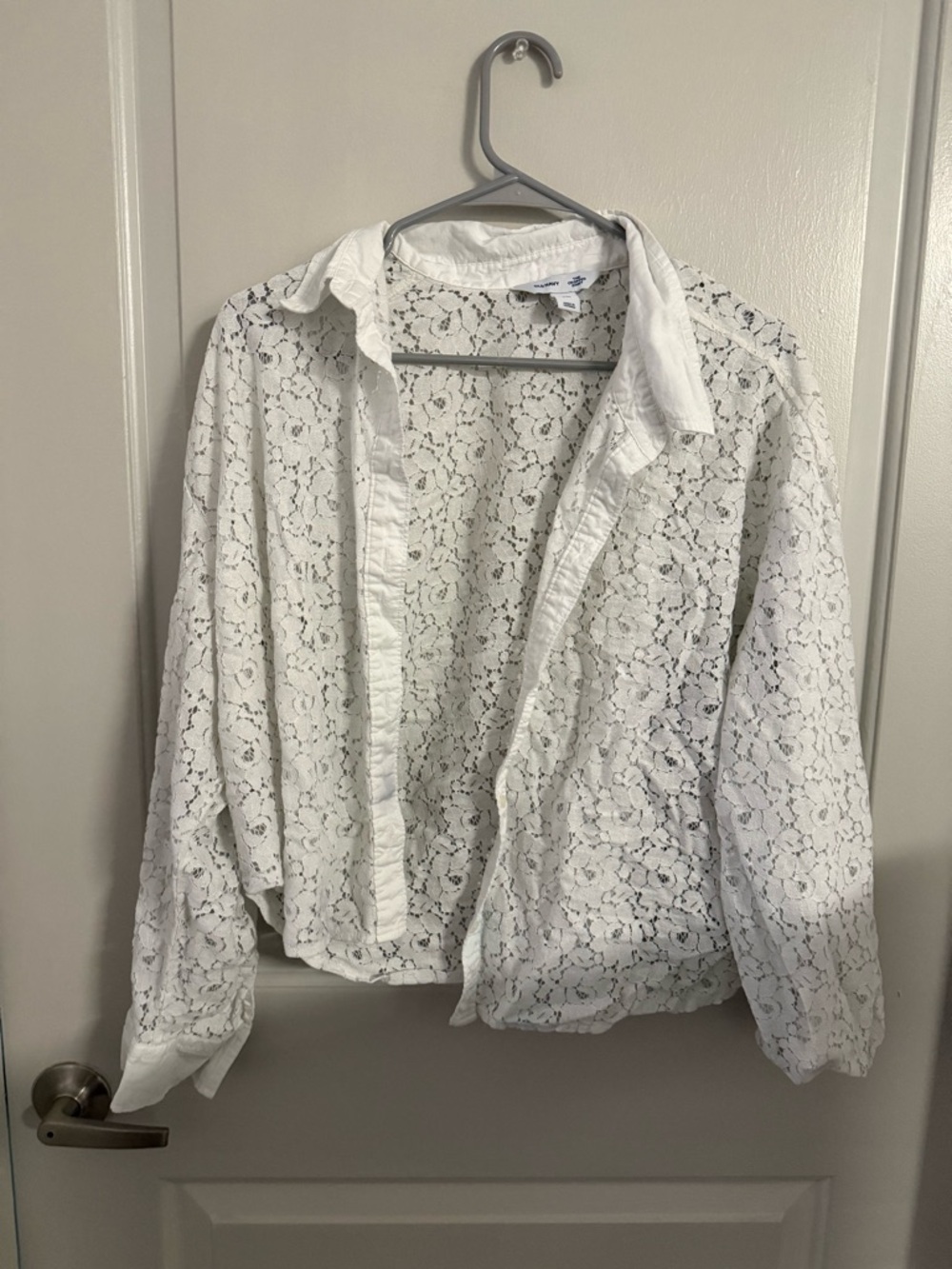 Lace cropped shirt from old navy